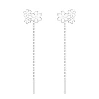 Cercei lungi cu lantisor din argint model trei floricele pentru dama