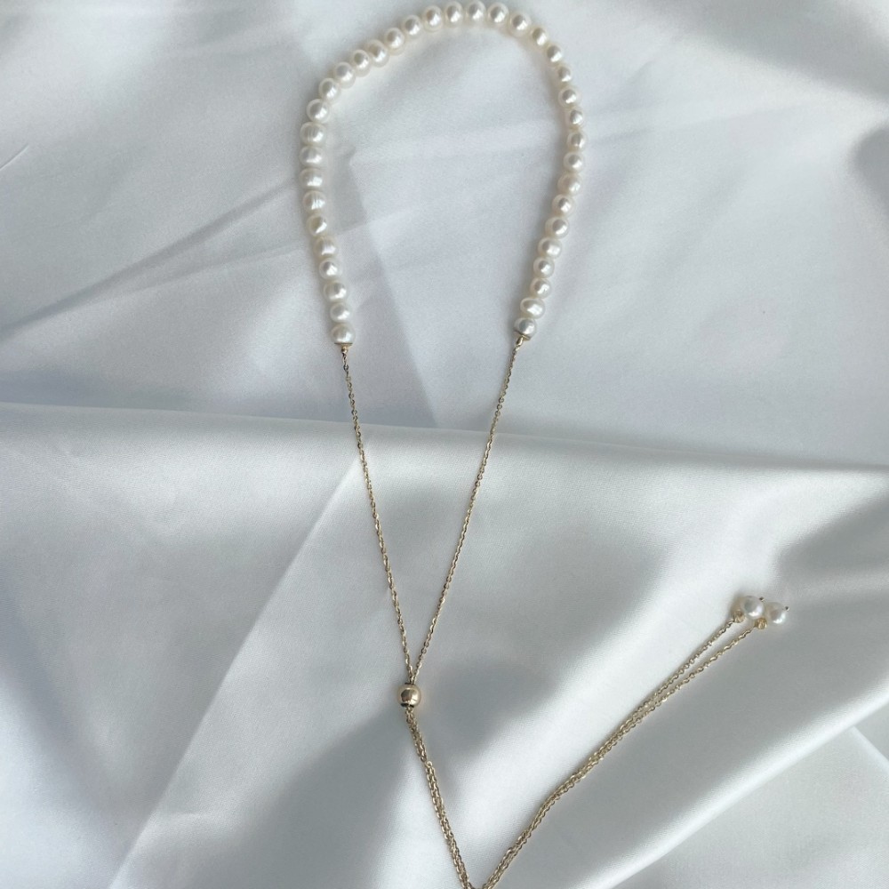 Lantisor din aur galben 14k cu perle naturale de cultura Lantisor din aur galben 14k cu perle naturale de cultura