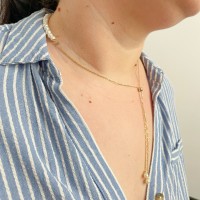 Lantisor din aur galben 14k cu perle naturale de cultura Lantisor din aur galben 14k cu perle naturale de cultura