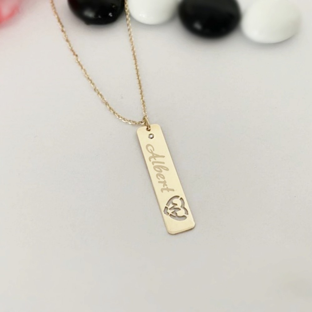 Lantisor cu placuta personalizata cu nume si simbol puls in inima- aur 14k si diamant natural Lantisor cu placuta personalizata cu nume si simbol puls in inima- aur 14k si diamant natural
