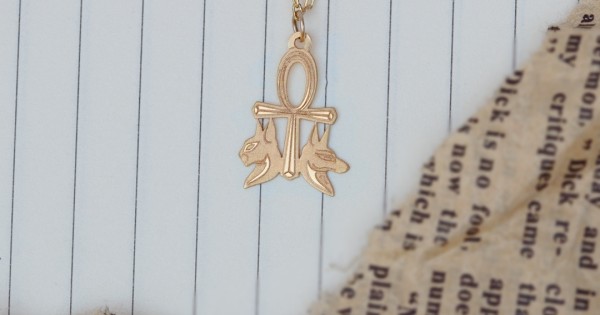 Lantisor Cu Simboluri Egiptene Sfinx Si Ankh Ul Aur Galben Alb Sau Roze 14k 5941